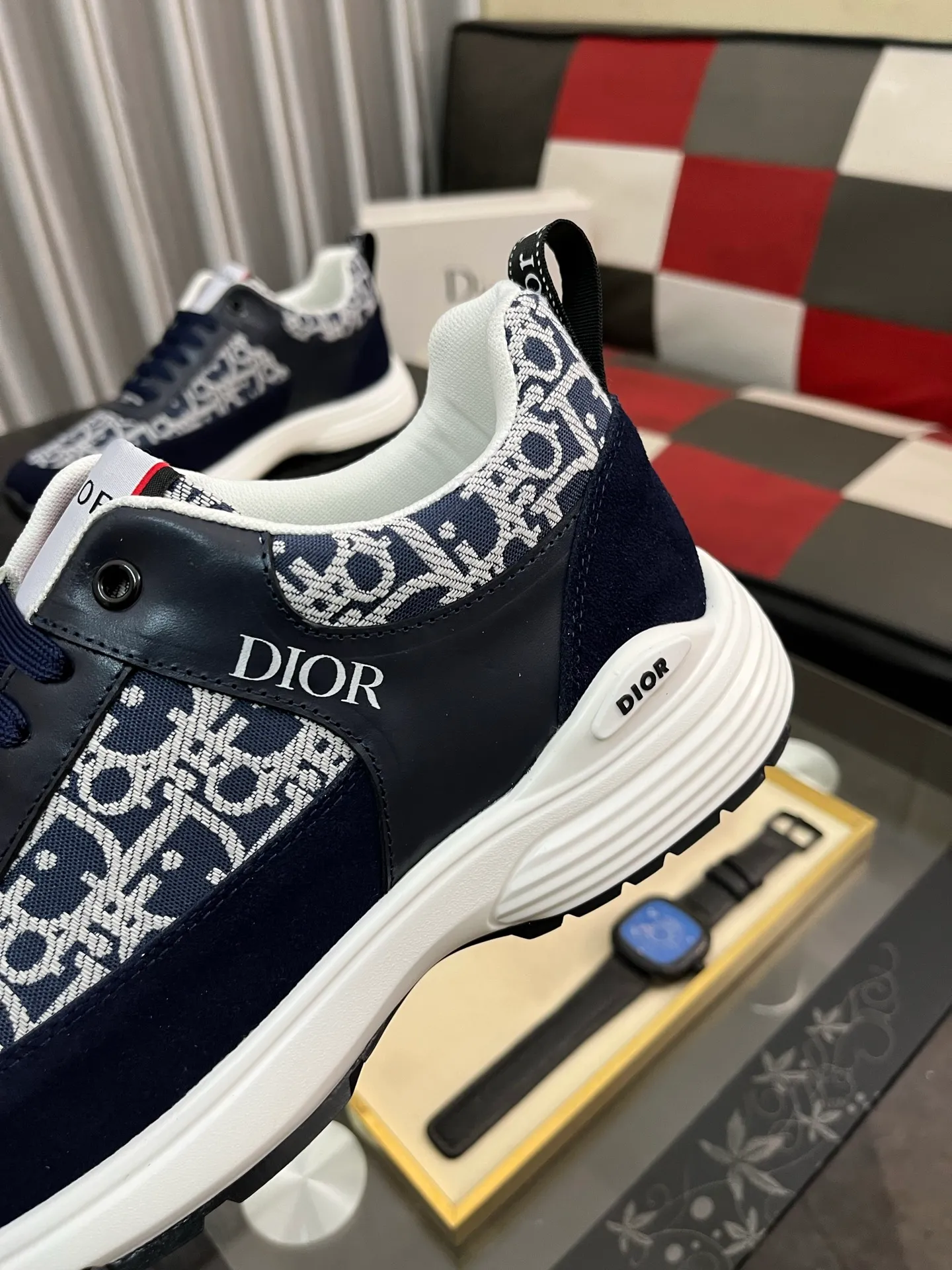 Men's shoes 💰440⌚️⌚️[Dior] 2025 Dior original lace-up low-top men's shoes, classic casual shoes 🔥This model is the official flagship model, quality, made by famous original factory designers, using high-quality cowhide with original materials ➕Comfortable and breathable mesh lining➕Pigskin insoles, perfect last shape, generous and fashionable design, attracting the pursuit of many consumers, what they want is the highest quality in the market. Code number: 38--443️⃣Colors available
